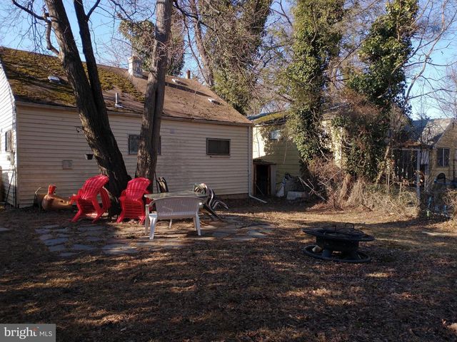 851 MAPLE AVE, Glenside, PA 19038