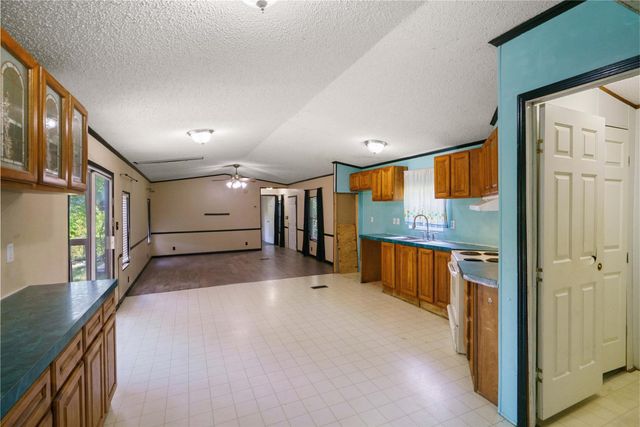 27457 Burning Tree, New Caney, TX 77357
