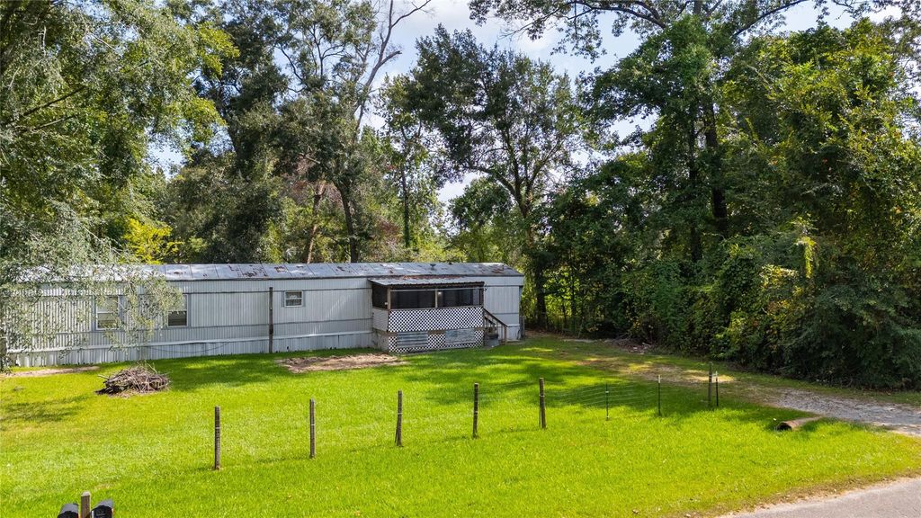27457 Burning Tree, New Caney, TX 77357