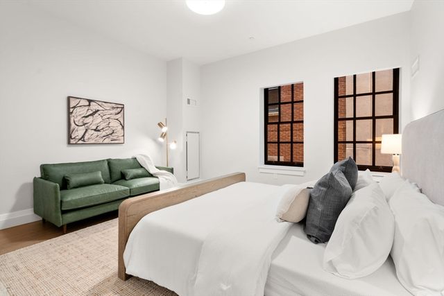 45 Temple St 312, Boston, MA 02114