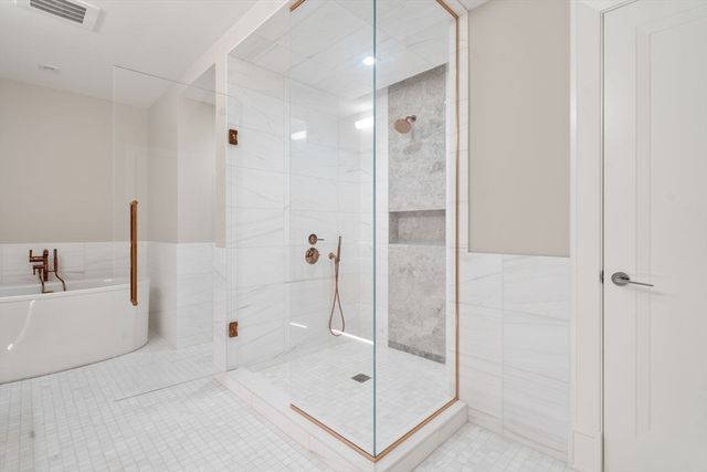 45 Temple St 312, Boston, MA 02114