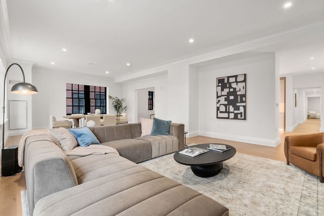 45 Temple St 312, Boston, MA 02114