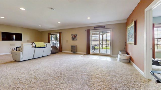 5 Chelsea Drive, Horseheads, NY 14845