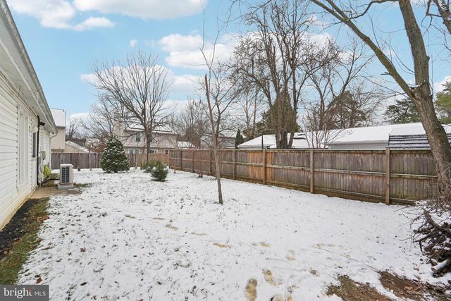 8213 SHADY SPRING DR, Gaithersburg, MD 20877