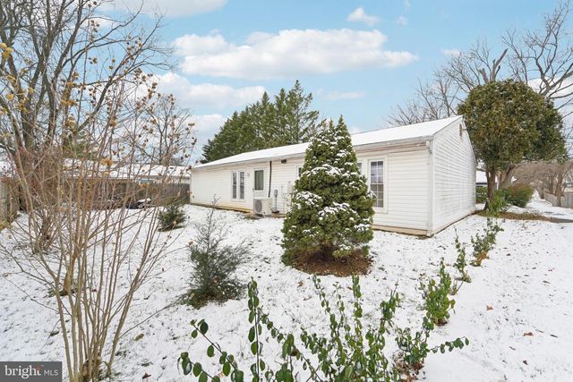 8213 SHADY SPRING DR, Gaithersburg, MD 20877