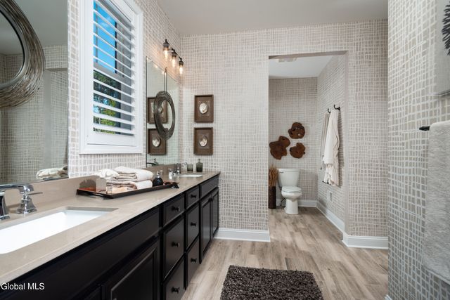 6 Angeles Avenue, Wilton, NY 12866