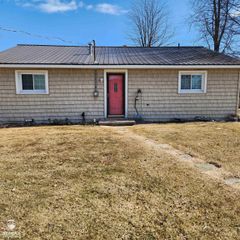 5816 Avalon Road, Pinconning, MI 48650