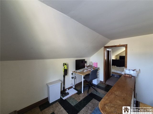 220 Chautauqua Avenue, Jamestown, NY 14701