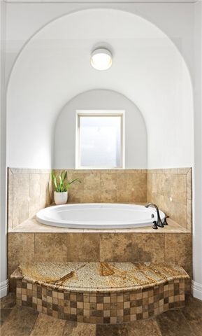 5921 Lago Vista Dr, Corpus Christi, TX 78414