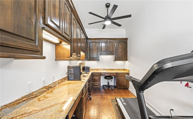 5921 Lago Vista Dr, Corpus Christi, TX 78414