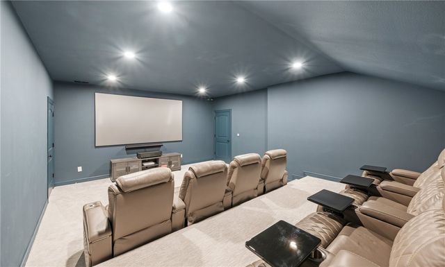 5921 Lago Vista Dr, Corpus Christi, TX 78414