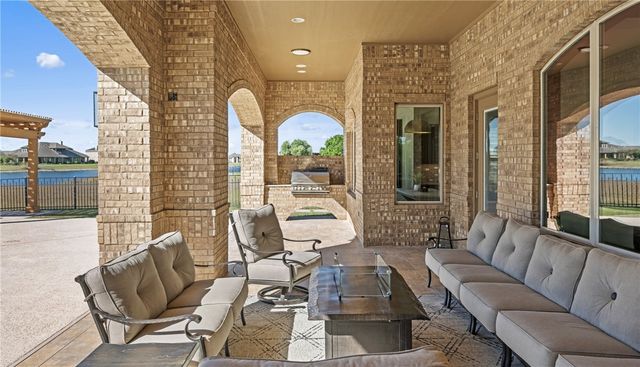 5921 Lago Vista Dr, Corpus Christi, TX 78414