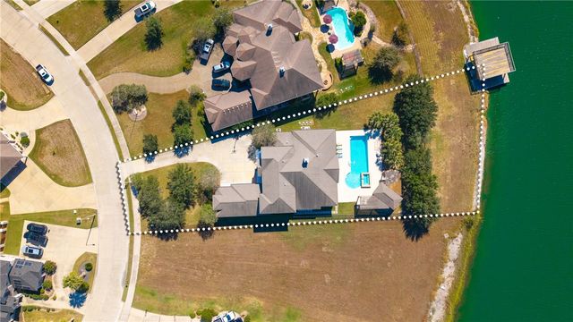 5921 Lago Vista Dr, Corpus Christi, TX 78414