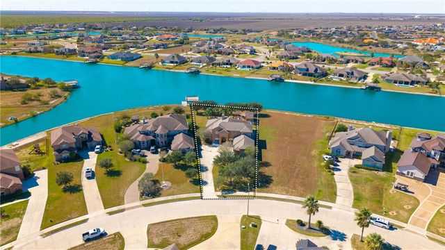 5921 Lago Vista Dr, Corpus Christi, TX 78414