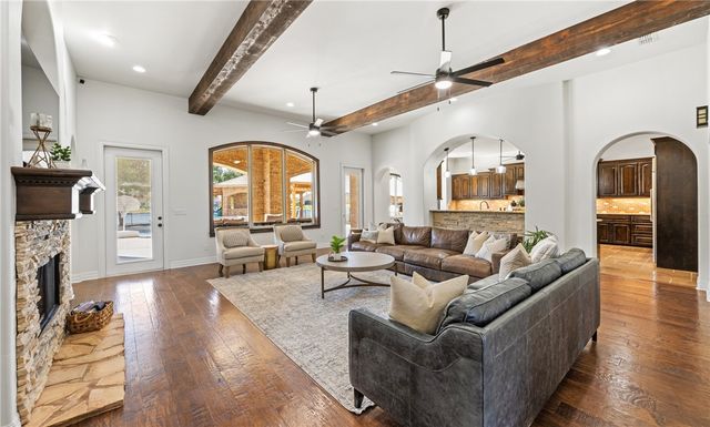 5921 Lago Vista Dr, Corpus Christi, TX 78414