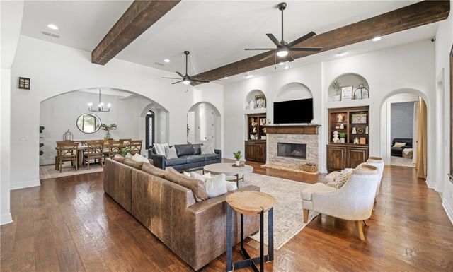 5921 Lago Vista Dr, Corpus Christi, TX 78414