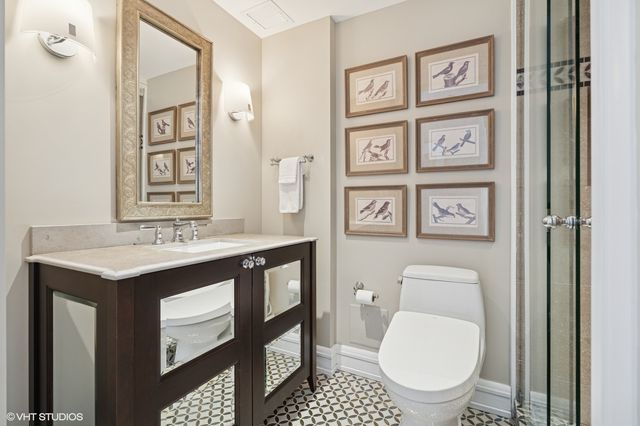 180 E PEARSON Street 4801, Chicago, IL 60611