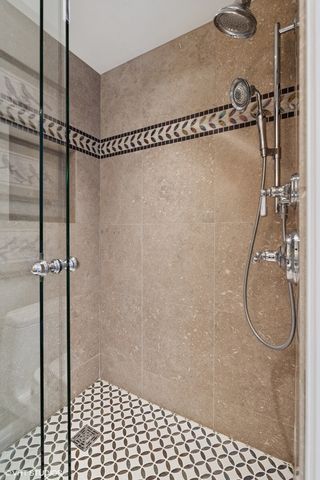 180 E PEARSON Street 4801, Chicago, IL 60611