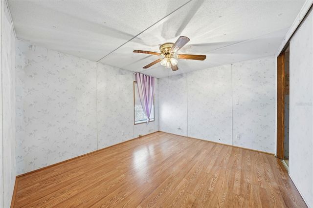 31621 S LAKE DRIVE, Eustis, FL 32736