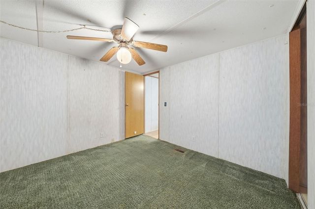 31621 S LAKE DRIVE, Eustis, FL 32736