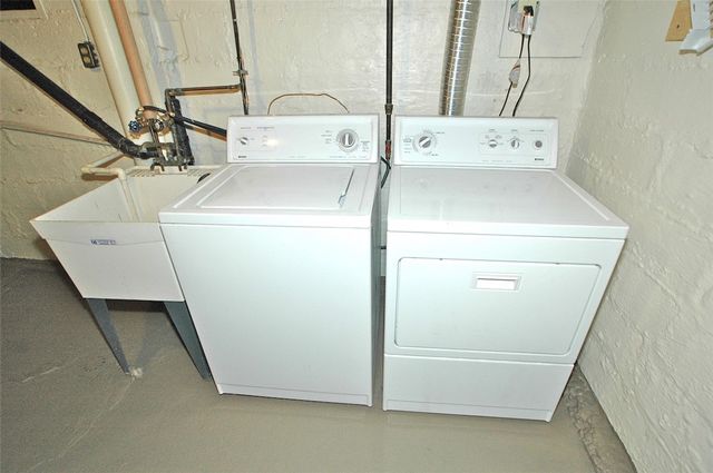 18 Dawson Court, Oakland, PA 15213