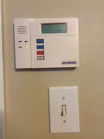 18 Dawson Court, Oakland, PA 15213