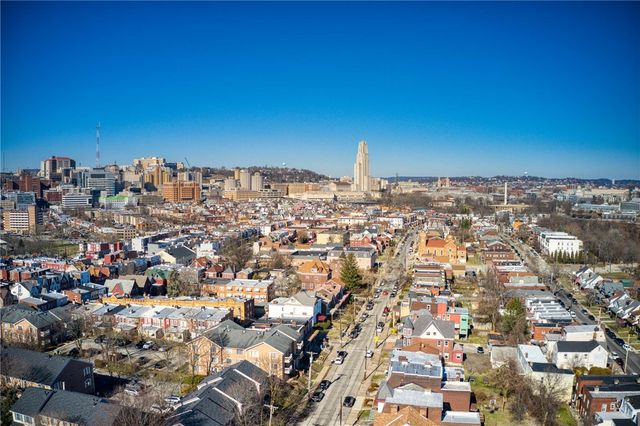 18 Dawson Court, Oakland, PA 15213