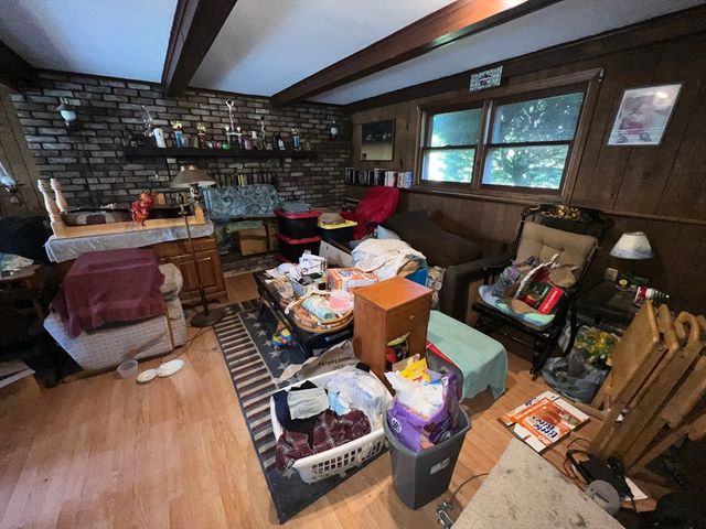 343 Old Bedford Rd, Westport, MA 02790