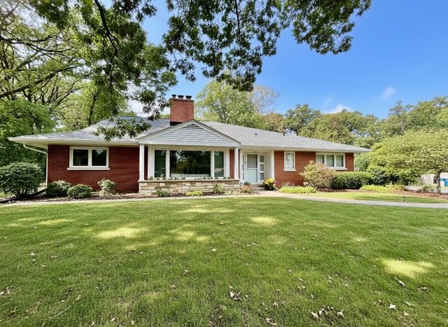 12820 S 82nd Court, Palos Park, IL 60464