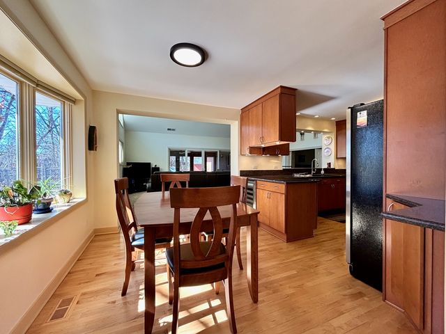 12820 S 82nd Court, Palos Park, IL 60464