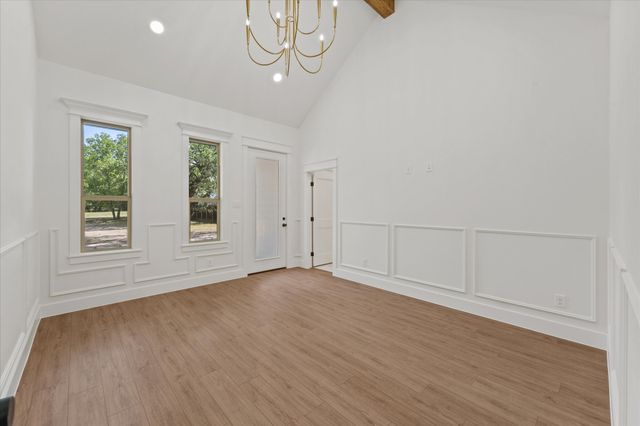 605 N Stewart Street, Azle, TX 76020