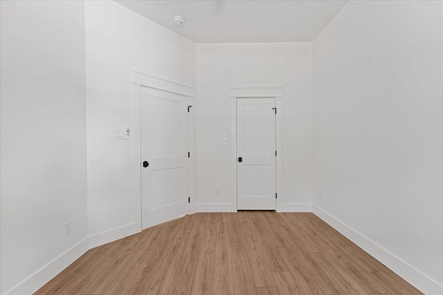 605 N Stewart Street, Azle, TX 76020