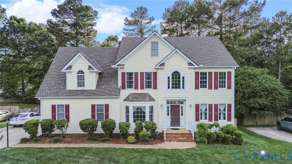 12106 Club Ridge Dr, Chester, VA 23836