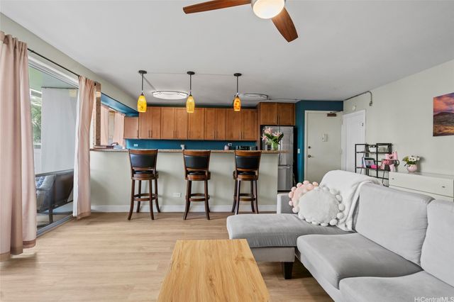 419 Keoniana Street 604, Honolulu, HI 96815