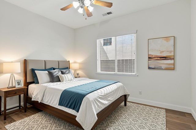 2935 E Omaha Avenue, Fresno, CA 93720