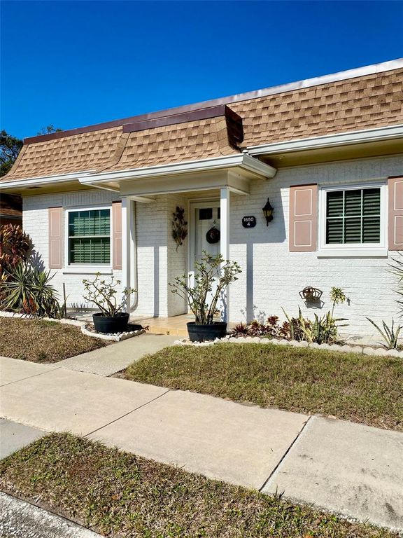 1650 S LAKE AVENUE 4, Largo, FL 33756