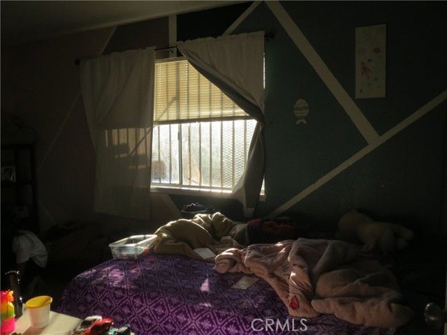 17019 Olive St, Hesperia, CA 92345