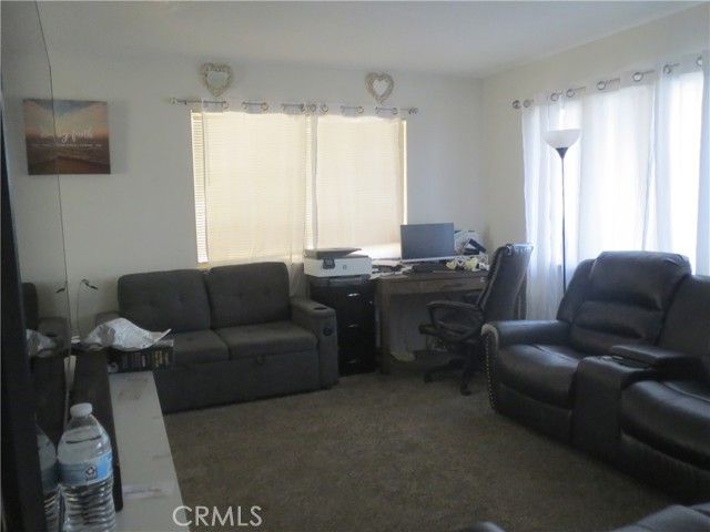 17019 Olive St, Hesperia, CA 92345