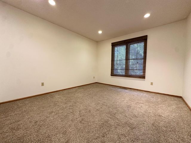 2341 14th Terrace NW, New Brighton, MN 55112