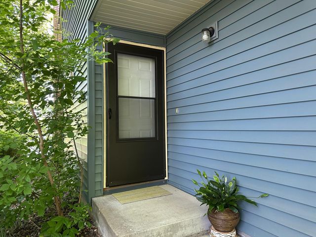 2341 14th Terrace NW, New Brighton, MN 55112