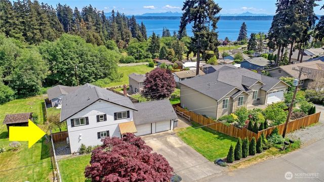 1225 SE Camano Drive, Camano Island, WA 98282