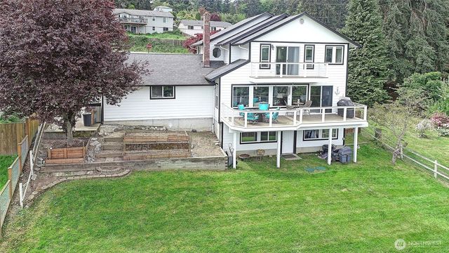1225 SE Camano Drive, Camano Island, WA 98282