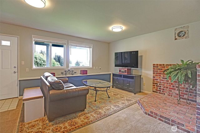 1225 SE Camano Drive, Camano Island, WA 98282