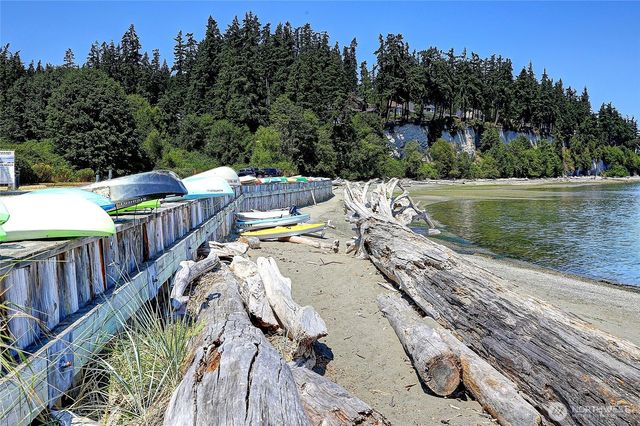 1225 SE Camano Drive, Camano Island, WA 98282