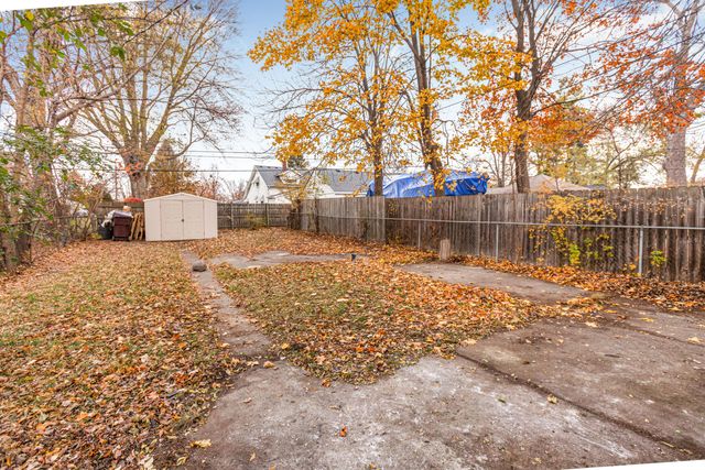 7335 Wiegand Boulevard, City Of Center Line, MI 48015
