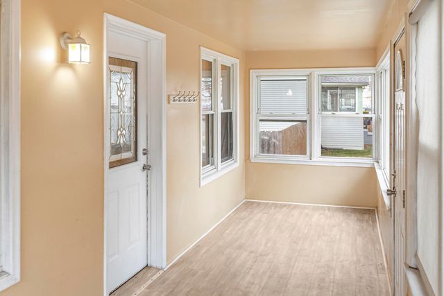 7335 Wiegand Boulevard, City Of Center Line, MI 48015
