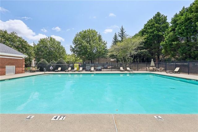4228 Chatham Ridge Drive, Buford, GA 30518