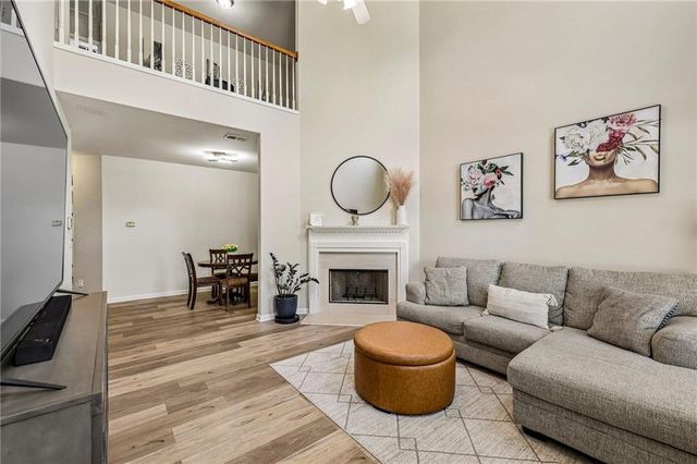 4228 Chatham Ridge Drive, Buford, GA 30518