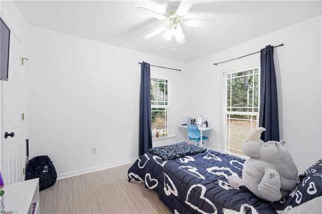 4404 Bufflehead DR, Gloucester, VA 23061