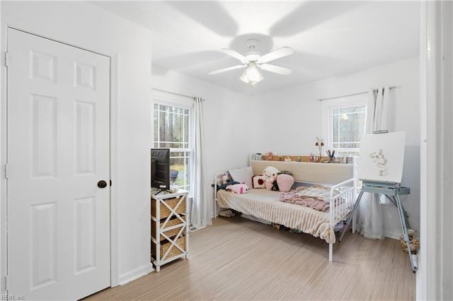 4404 Bufflehead DR, Gloucester, VA 23061